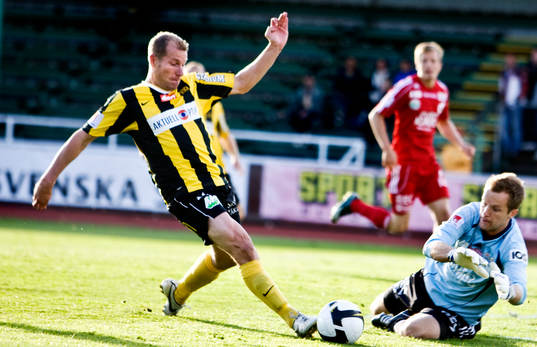 Jonas Henriksson, Häcken, Simon Nurme, målvakt