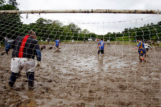 Fotboll, Världsmästarskapen i lerfotboll