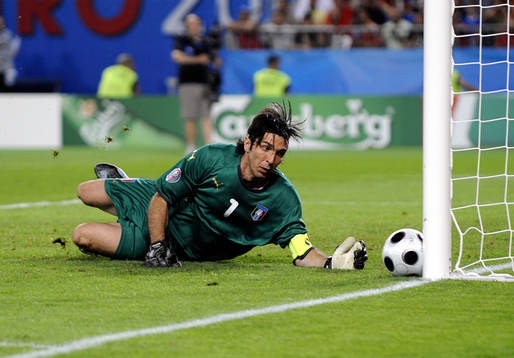 Gianluigi Buffon, målvakt, Italien
