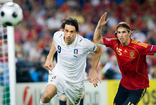 Luca Tonu, Italien och Sergio Ramos, Spanien