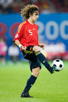 Carles Puyol, Spanien