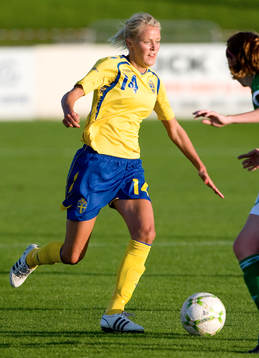 Josefine Öqvist, Sverige