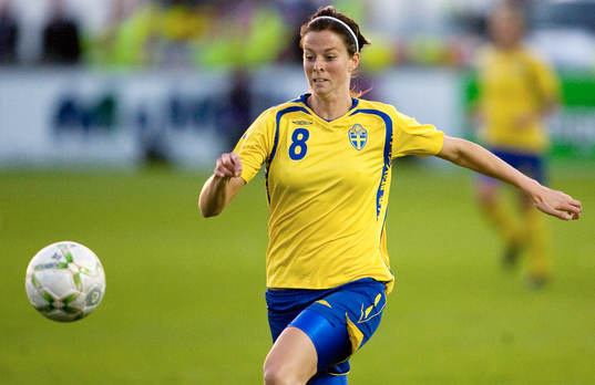 Lotta Schelin, Sverige