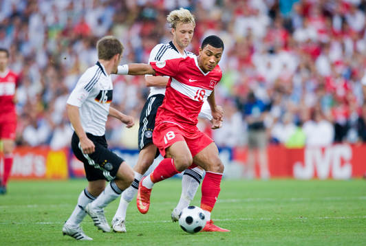 Kazim Kazim, Turkiet