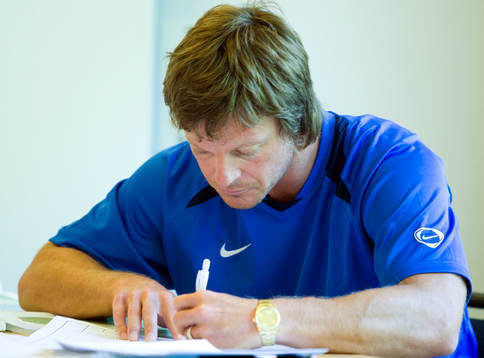 Stefan Schwarz