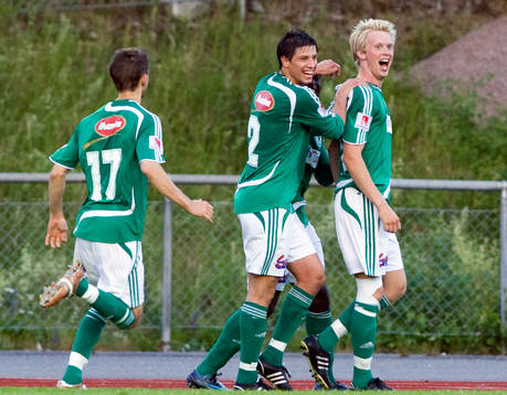 Gabriel Petrovic och Mikael Thorstensson, Väsby, jubel