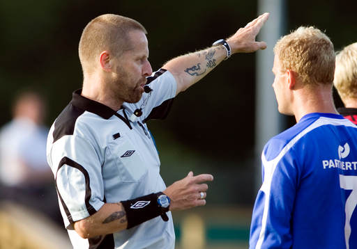 Lars Olsson, domare och Kristian Bergström, Åtvidaberg