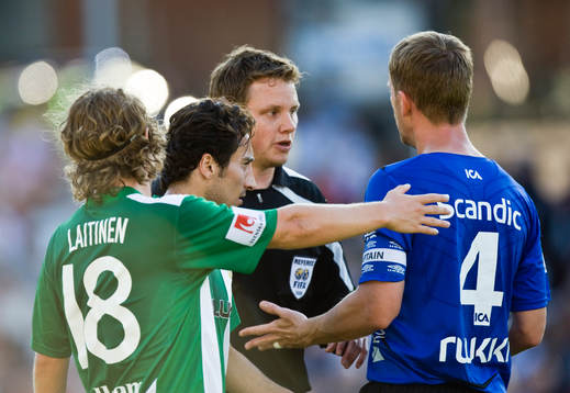 Diskussion med domare, frv, Haris Laitinen, Louay Chanko