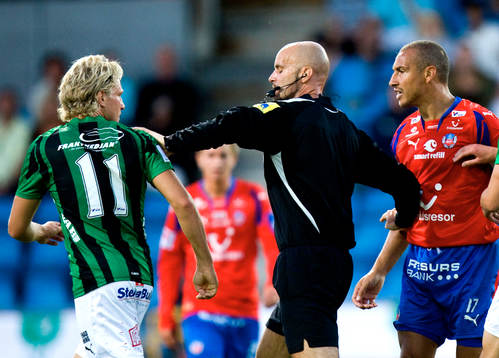 Tommy Lysén,  Henrik Larsson. Domare, Stefan Johannesson