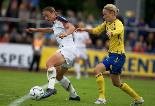 Abby Wambach, USA och Stina Segerström, Sverige