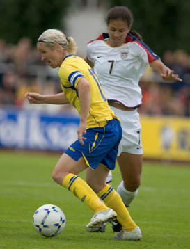 Victoria Svensson, Sverige och Shannon Boxx, USA
