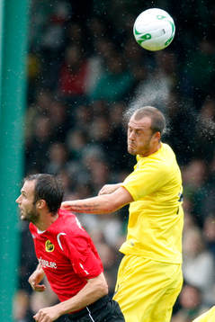 Steven Fletcher, Hibernian och Mathias Florén, Elfsborg, i