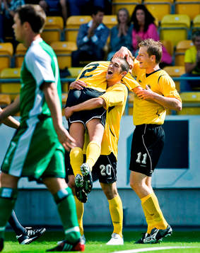 Mathias Florén gör 1-0 till Elfsborg. Emir Bajrami,
