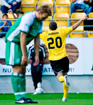 Emir Bajrami, Elfsborg, gör 2-0 till Elfsborg. Depp