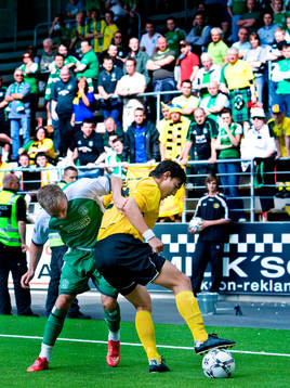 Stefan Ishizaki, Elfsborg. Alan O'brien, Hibernian
