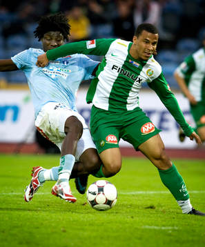 Charlie Davies, Hammarby springer ifrån Jimmy Dixon, Malmö