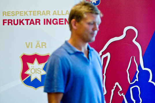 Marcus Allbäck gör sin första träning med Öis på