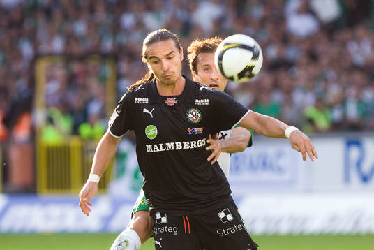 Nordin Gerzic, Örebro, med Louay Chanko, Hammarby