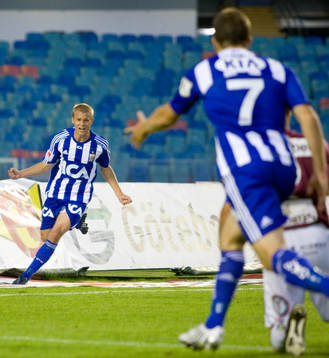 Robin Söder gör 1-0 till Göteborg. Jubel