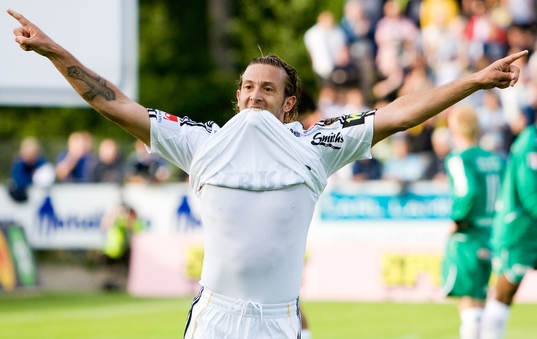 Jorge Anchén gör 1-0 till AIK. Jubel