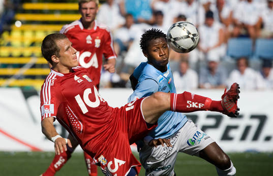 Tobias Hysén, IFK Göteborg, och Yannick Bapupa, Gefle