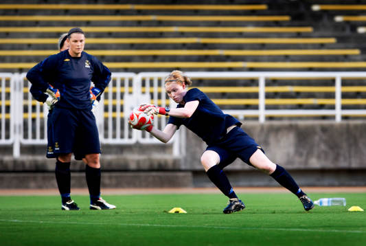 Caroline Jönsson, målvakt och Hedvig Lindahl, målvakt