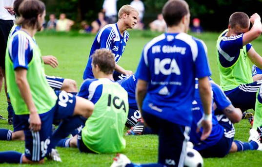 Robin Söder stretchar