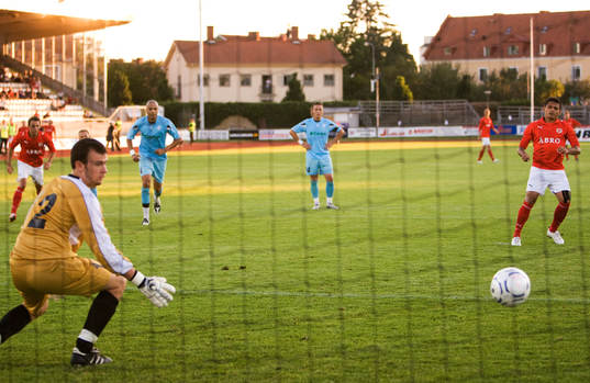 Daniel Lopes Silva Sobralense, sätter straff på Jeff