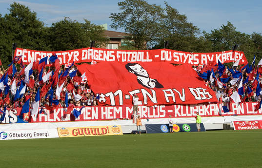 Banderoll-Allbäck, en av oss