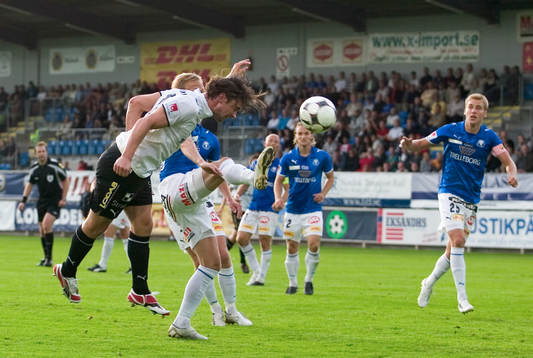 Robin Staaf, Örebro nickar in tredje målet