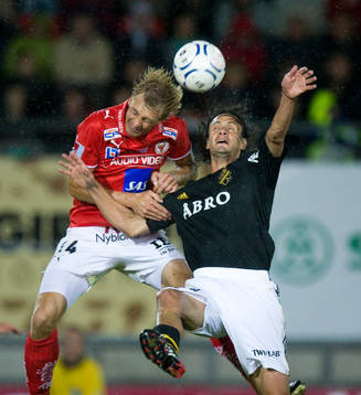 Patrik Rosengren nickduell med Ivan Obolo