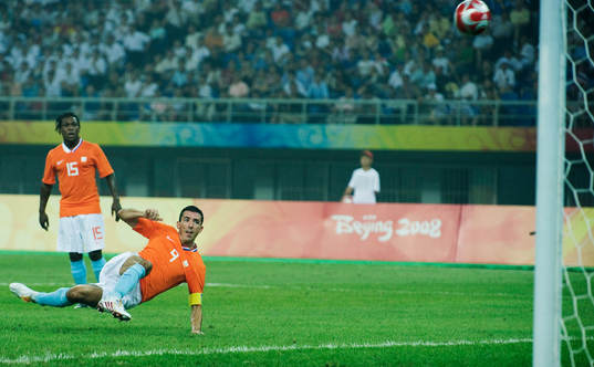 Roy Makaay, Holland, missar ett friläge