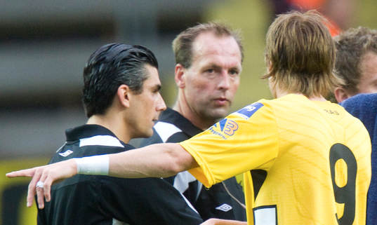 Lasse Nilssons nick var klart inne och här klagar han hos
