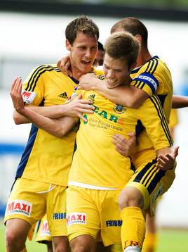Emil Salomonsson gör 1-0 till Ängelholm. Jubel