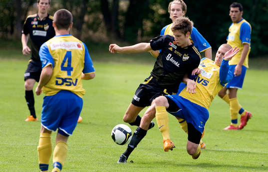Simon Larsson, Hässleholm