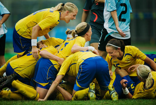 Nilla Fischer, Sverige, blev matchvinnare när hon nickade