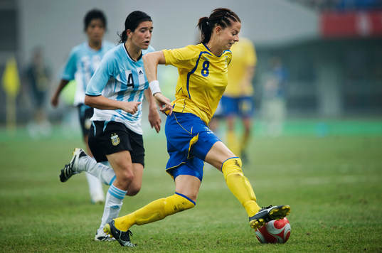 Lotta Schelin, Sverige, har Florencia Mandrile, Argentina,