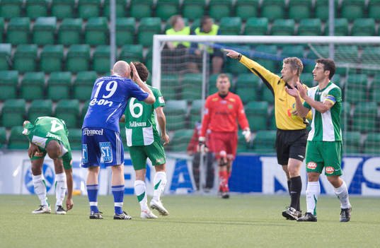 Hannes Sigurdsson, Sundsvall får rött kort och blir