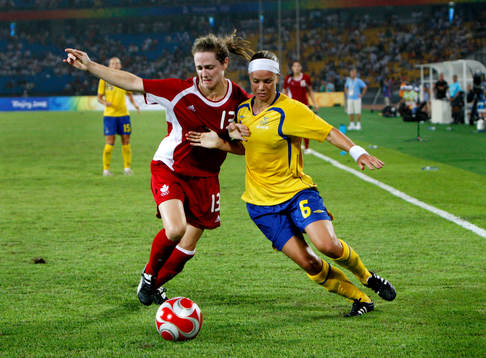 Sara Thunebro, Sverige och Amy Walsh, Kanada