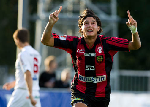 Miiko Albornoz, Brommapojkarna, jubel