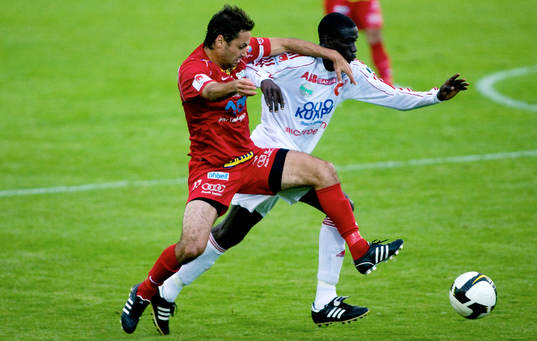 Marcelo Sarvas, och Yankuba Ceesay