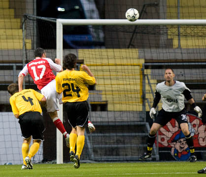 2-2, Gary Dempsey lobbnickar kvitteringen över Johan Wiland