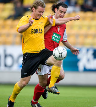 Fredrik Berglund tar sig fram