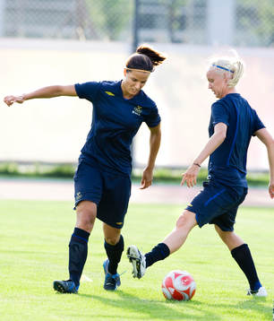 Jessica Lundström, Caroline Seger