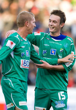 Daryl Smylie och Niklas Löfgren, Ljungskile, jubel