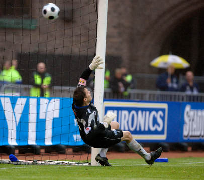 Mattias Hugosson, Målvakt Gefle släpper in 1-0