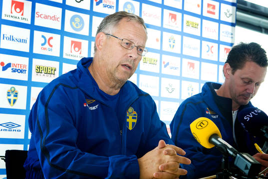 Lars Lagerbäck, förbundskapten, meddelar att Zlatan inte