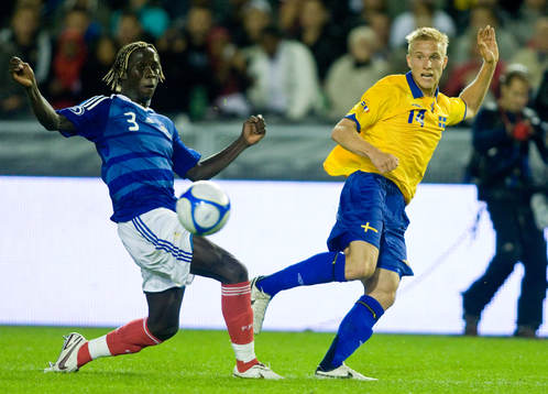 Bakary Sagna, Frankrike. Oscar Wendt, Sverige