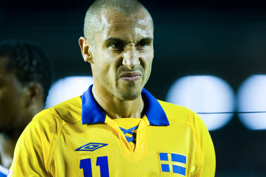 Henrik Larsson i jubileumströja