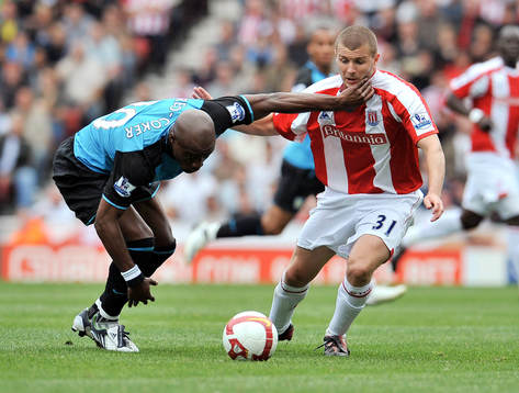 Nigel Reo Coker och Carl Dickinson